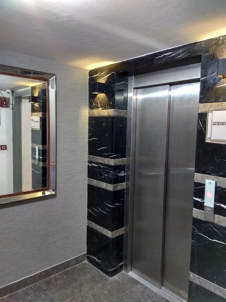 Hotel Palm Greens New Delhi Ngoại thất bức ảnh
