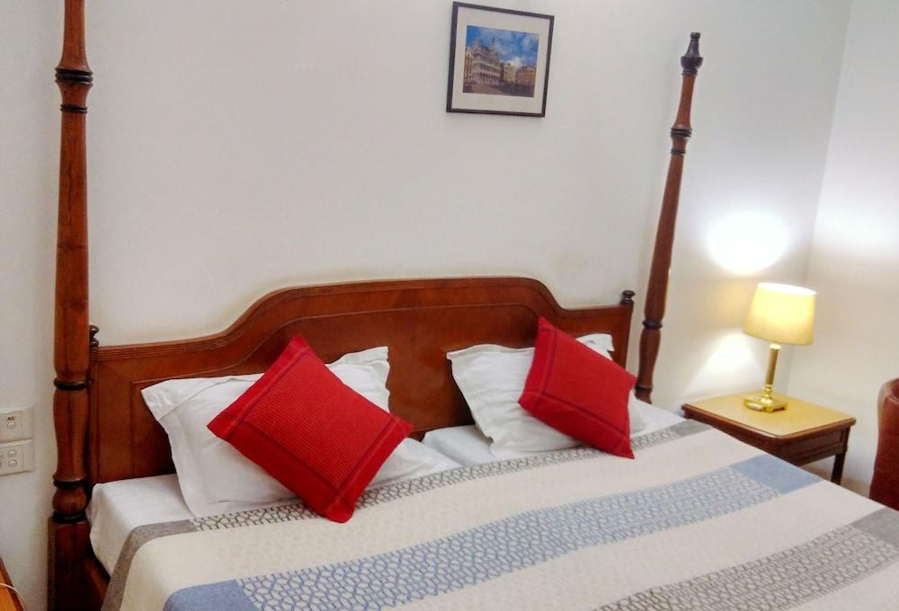 Hotel Palm Greens New Delhi Ngoại thất bức ảnh