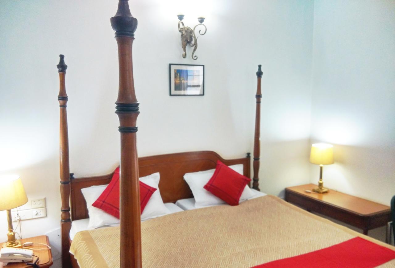 Hotel Palm Greens New Delhi Ngoại thất bức ảnh