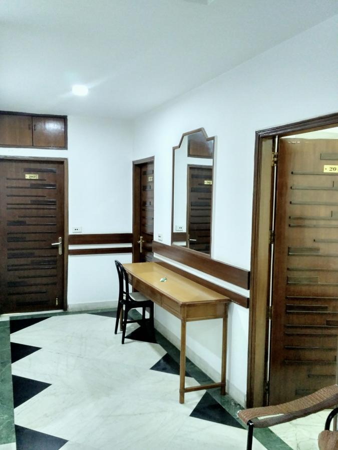 Hotel Palm Greens New Delhi Ngoại thất bức ảnh