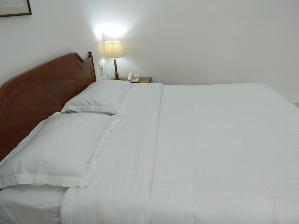 Hotel Palm Greens New Delhi Ngoại thất bức ảnh