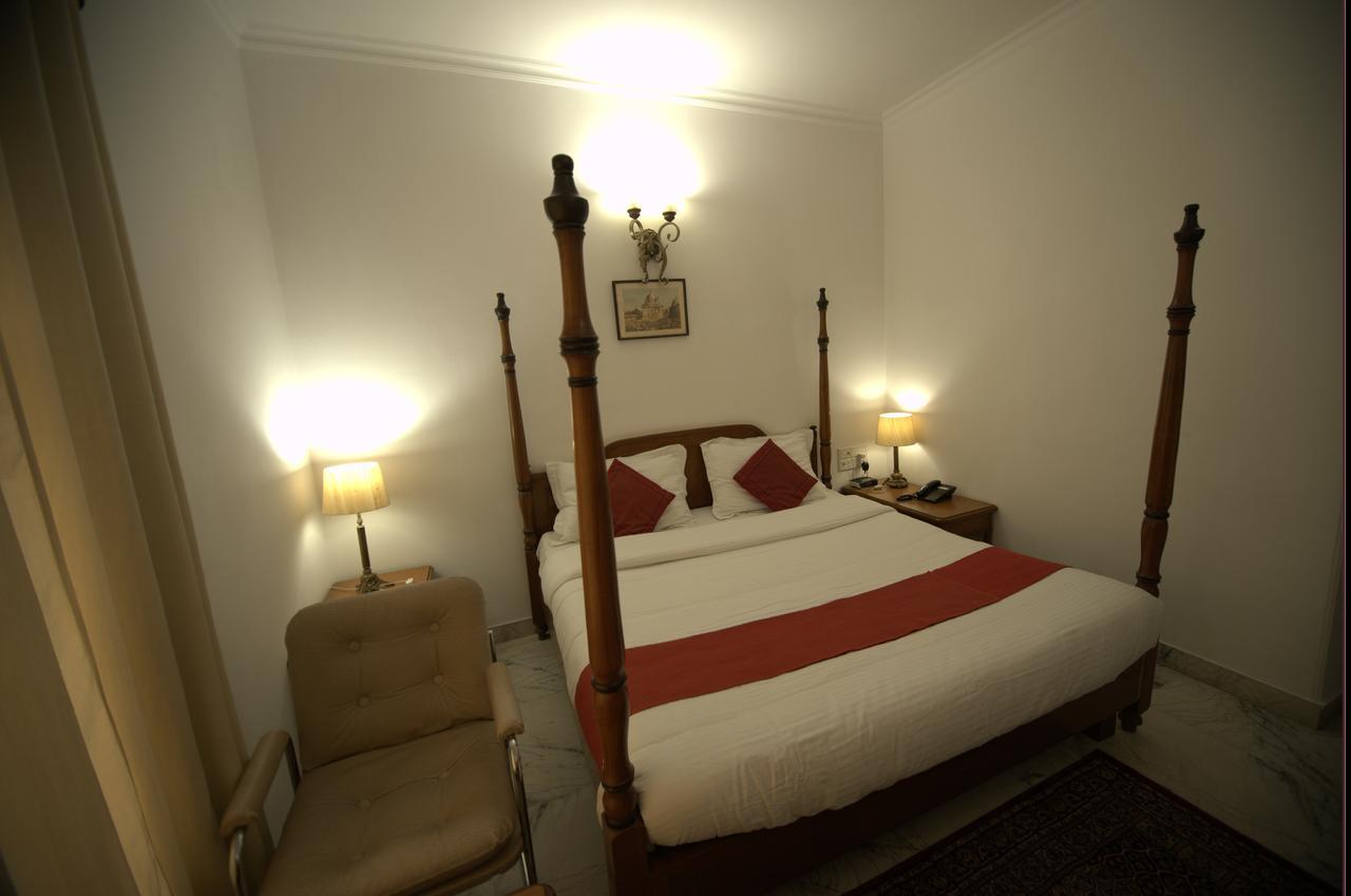 Hotel Palm Greens New Delhi Ngoại thất bức ảnh